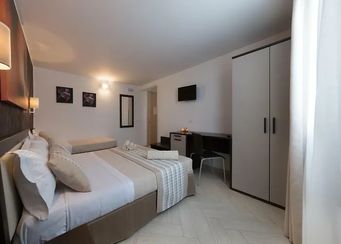 A Casa Di... Aurora 2 Bed & Breakfast