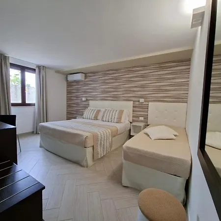 A Casa Di... Aurora 2 Bed & Breakfast